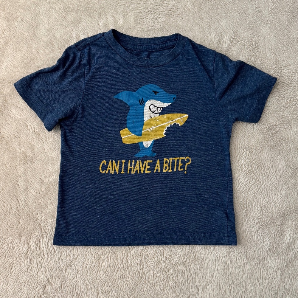 Tucker + Tate shark graphic tee shirt